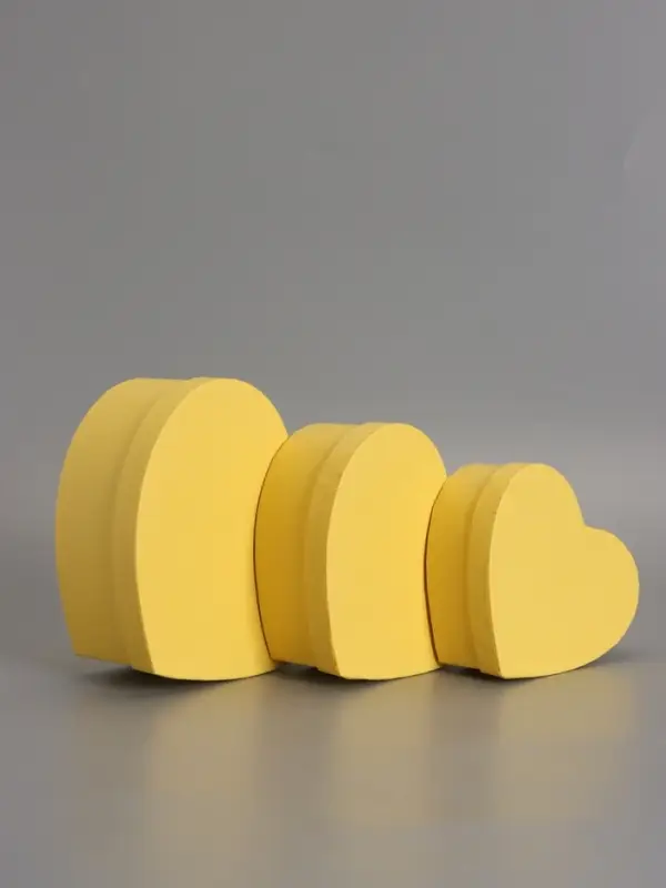 Набор коробок 3 в 1 сердца 22 х 20 х 9;  18.5 х 17 х 7.5; 16 х 14 х 6 см