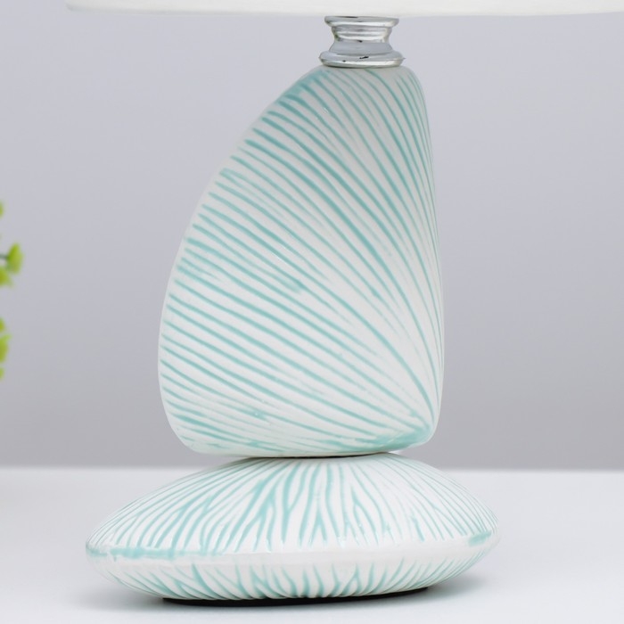 Настольная лампа Настольная лампа "Парма" E14 40Вт бирюзовый 15,5х15,5х32 см RISALUX