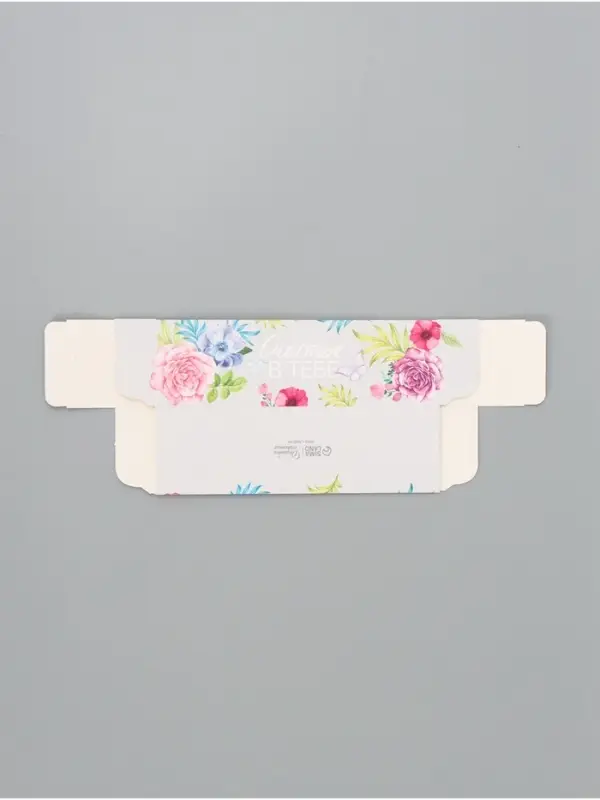 Коробка для макарун, кондитерская упаковка &laquo;Счастье в тебе&raquo;, 18&times;5.5&times;5.5 см