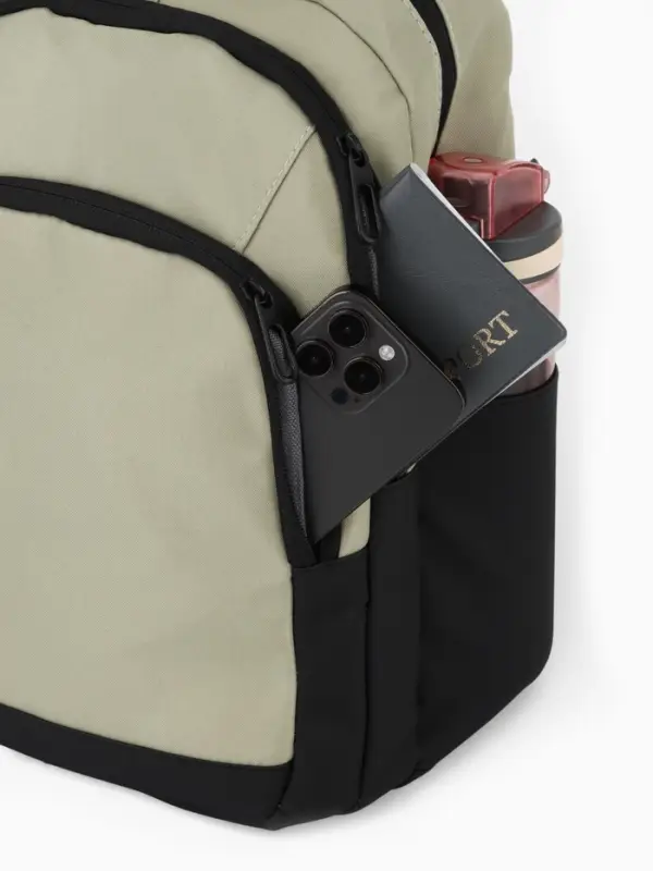 Рюкзак, 27*14*38,5 см, 2 отд 3н/карм, Комби, Водонепрон. дно, зеленый/черн