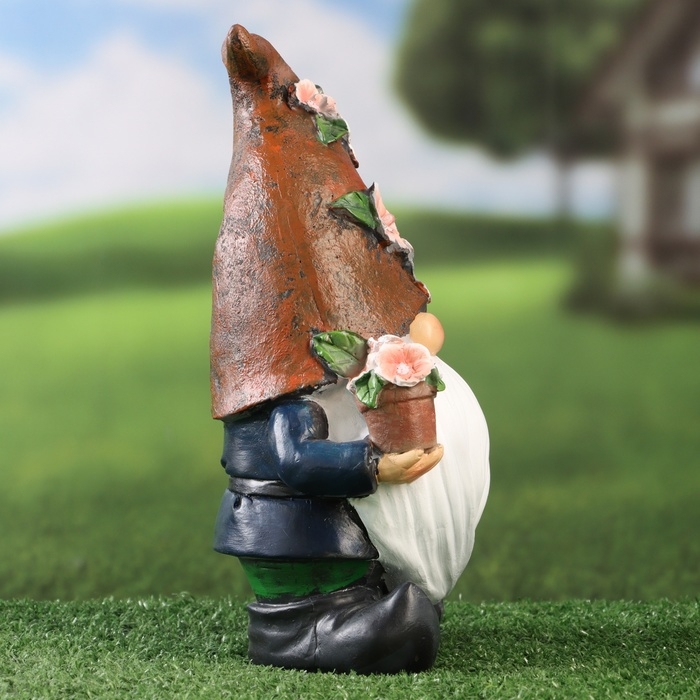 Садовый фонарь  Садовый фонарь "Гномик садовод" 13х16х27см