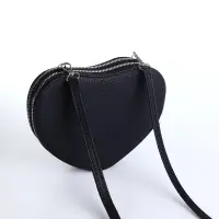 Сумка женская кросс-боди на молнии, в форме сердца, 20&times;5&times;16 см, чёрная