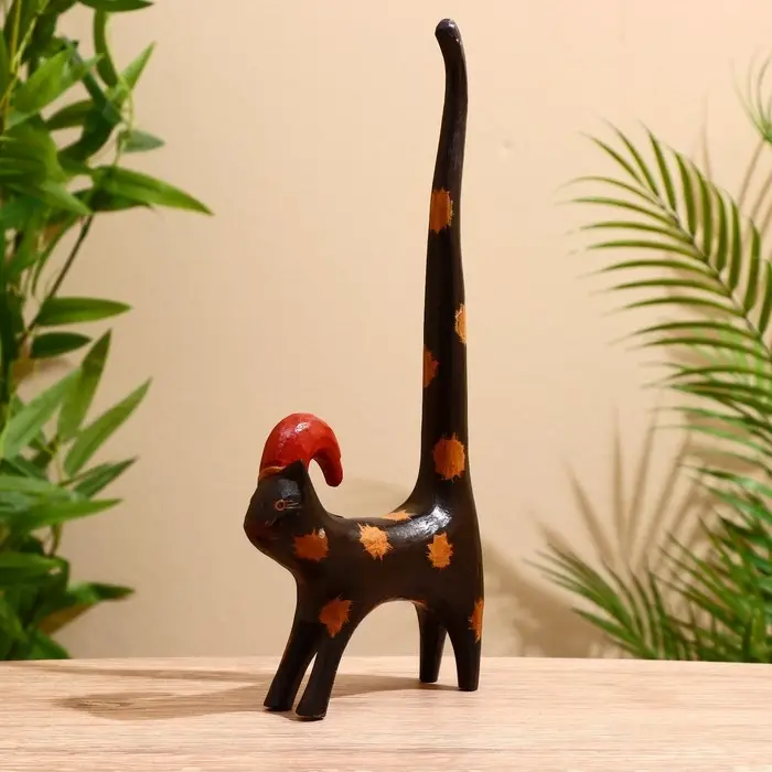 Сувенир дерево "Кошка под кольца черная с колпаком" 13х4х32 см