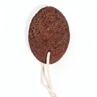Пемза для педикюра, натуральная, с подвесом, 9.5&times;7 см, коричневая