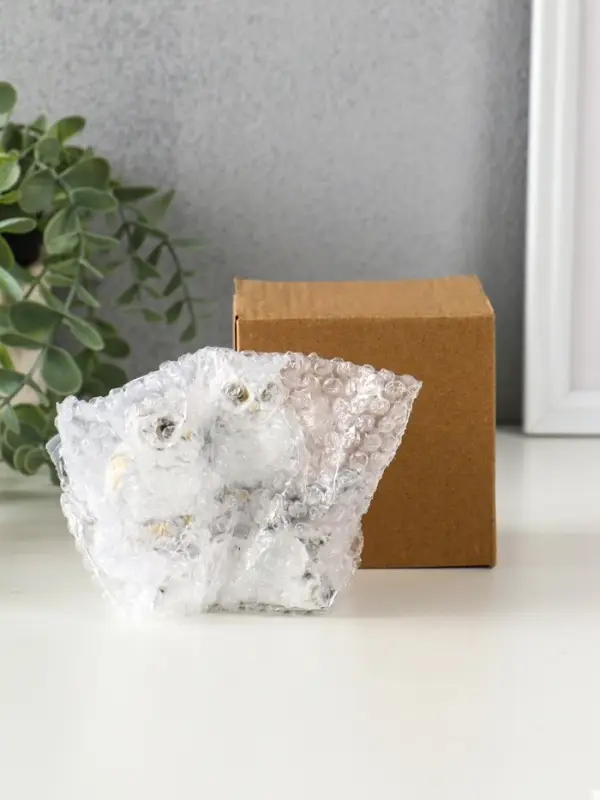 Сувенир полистоун Сувенир полистоун "Белые филины на коряге" 5х9х8,5 см