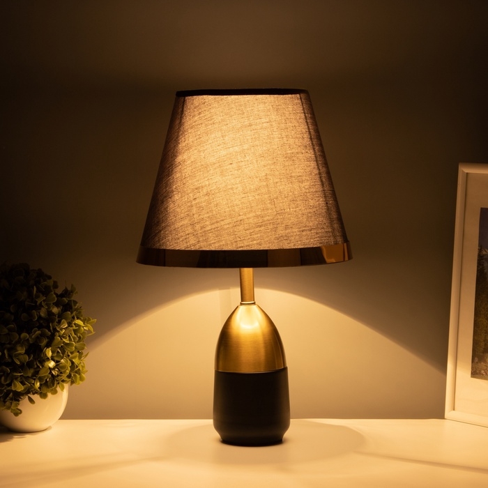 Лампа настольная Лампа настольная "Жан" 1х40Вт Е27 черный/бронза 25х25х40см