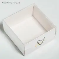 Коробка для кондитерских изделий с PVC крышкой Love, 11.5 х 11.5 х 6 см