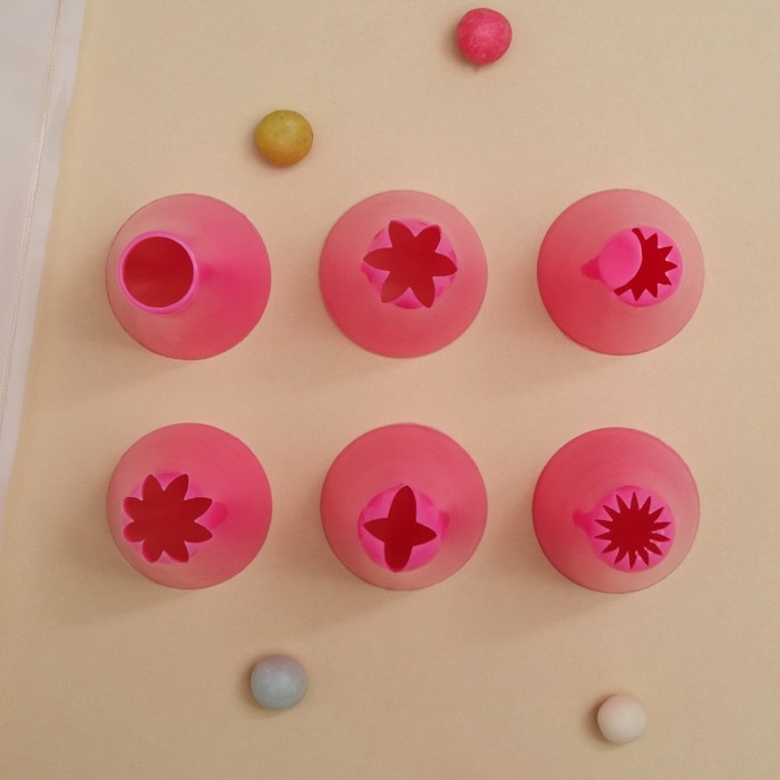 Набор кондитерский Доляна «Бирюза», 6 насадок (основание насадки 2,5 см), 29×19×3,5 см, насадки и цвет МИКС Набор кондитерский Доляна «Бирюза», 6 насадок (основание насадки 2,5 см), 29×19×3,5 см, насадки и цвет МИКС