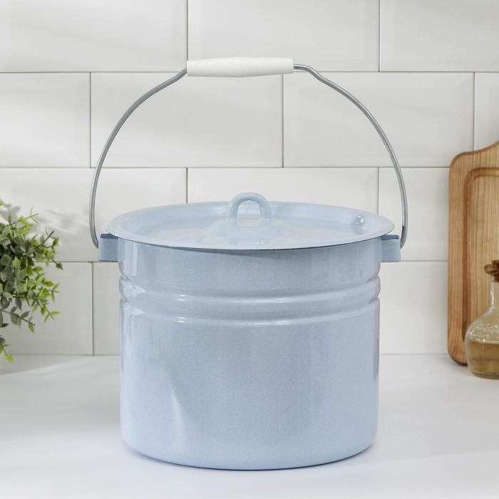 Ведро эмалированное цельнотянутое, 9 л, с крышкой, цвет светло-голубой Ведро эмалированное цельнотянутое, 9 л, с крышкой, цвет светло-голубой