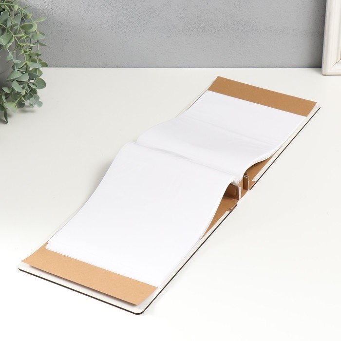 Фотоальбом на 52 фото 15х20 см Фотоальбом на 52 фото 15х20 см "Совушки на цветущей ветке" дерево, блеск 4х17,4х25 см