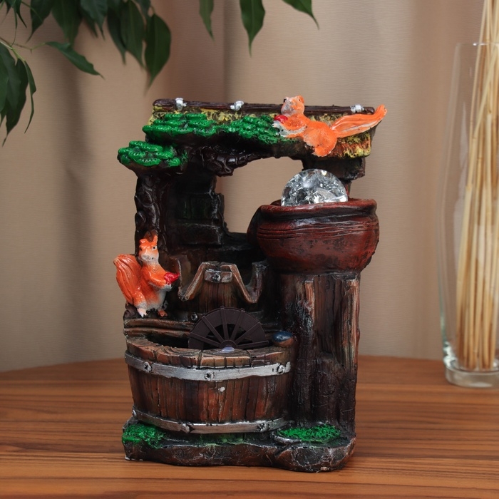 Фонтан Фонтан "Белки под крышей у дерева" 25х16 см (с подсветкой)