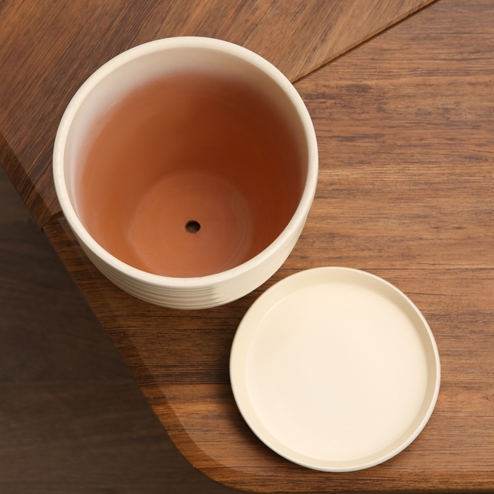 Горшок цветочный Горшок цветочный "Нежность" бежевый 2,4 л