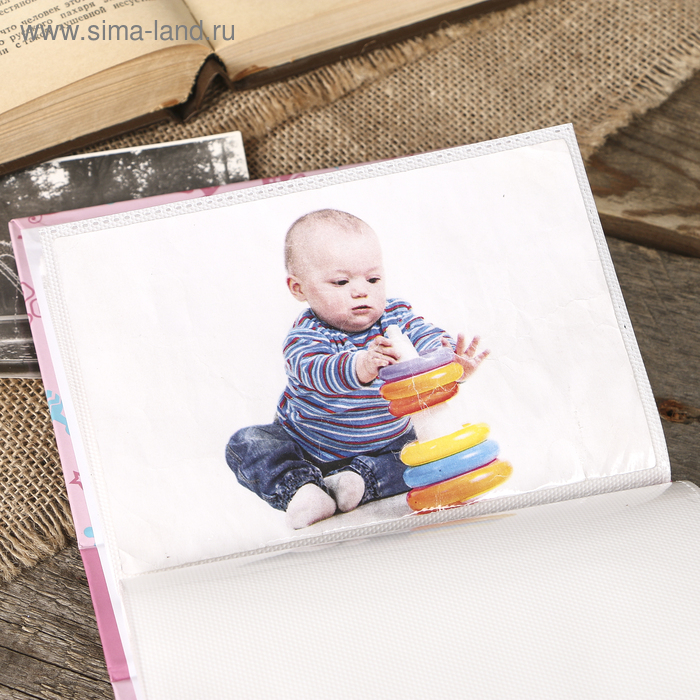 Фотоальбом на 100 фото 10X15см Фотоальбом на 100 фото 10X15см "baby shoes" для девочки