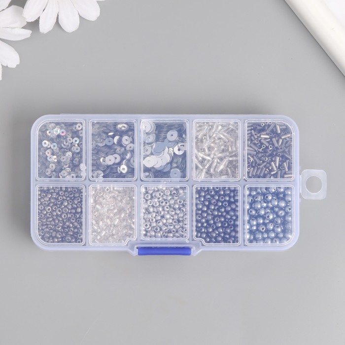 Бисер стекло 8/0, 12/0 в шкатулке  Бисер стекло 8/0, 12/0 в шкатулке "Серебро" бусины, стеклярус и пайетки 13х6,5х2,3 см