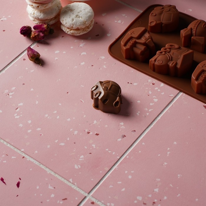 Форма для мармелада Доляна «Машинки», силикон, 21×11 см, 8 ячеек (4,3×3,5 см), цвет коричневый Форма для мармелада Доляна «Машинки», силикон, 21×11 см, 8 ячеек (4,3×3,5 см), цвет коричневый