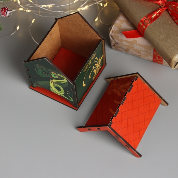 Новогодний чайный домик Новогодний чайный домик "Змея.С НГ" 10,5х9,5х12 см