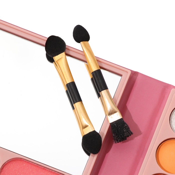 Набор декоративной косметики «Фруктовый котик» Набор декоративной косметики «Фруктовый котик»