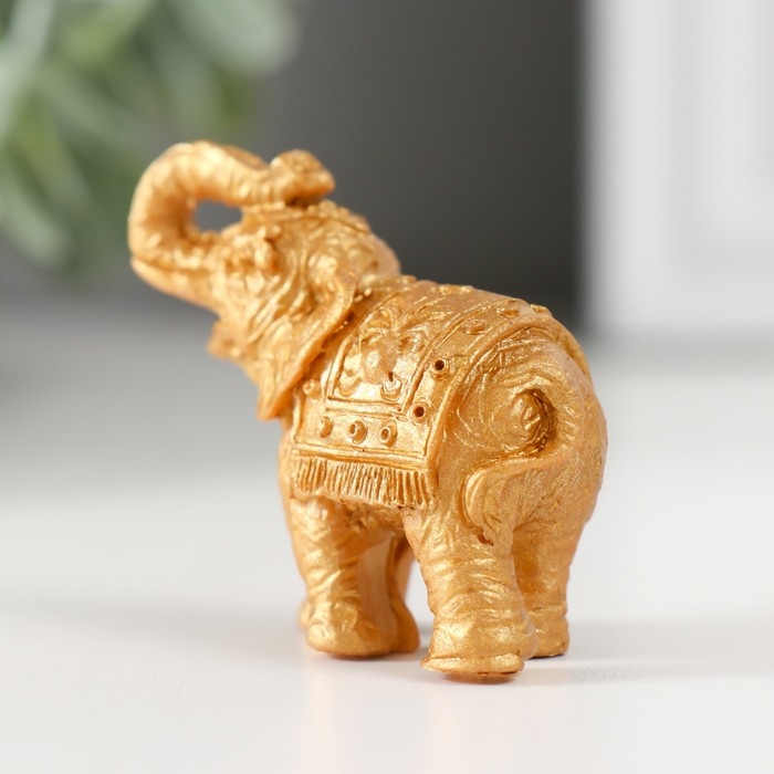 Сувенир полистоун Сувенир полистоун "Золотой слоник" МИКС 2,2х5х4,5 см