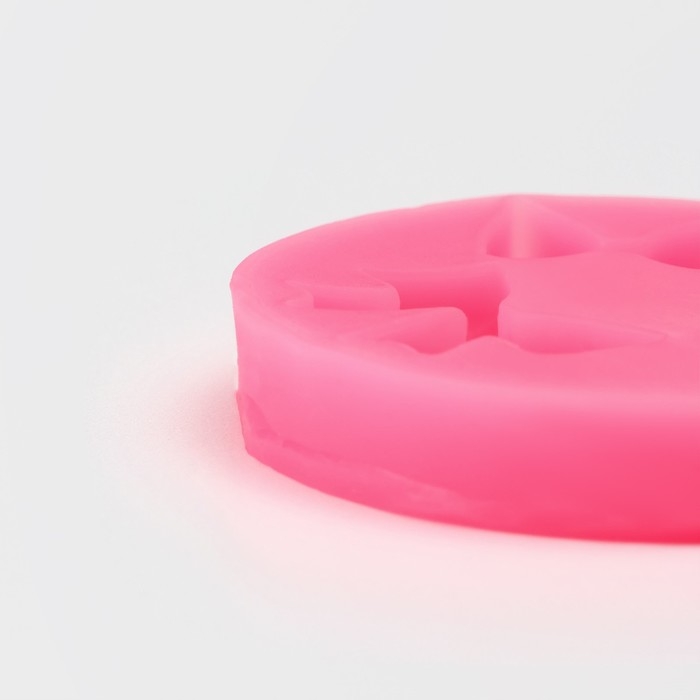 Молд Доляна «Бантики», силикон, 5,4×5,4×1 см, цвет розовый Молд Доляна «Бантики», силикон, 5,4×5,4×1 см, цвет розовый