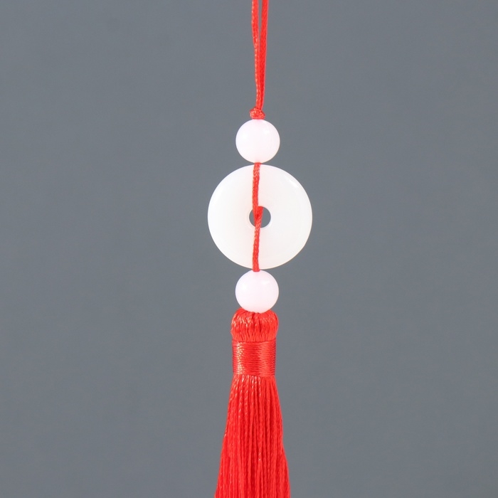 Подвеска текстиль, пластик Подвеска текстиль, пластик "Нефритовый кулон" красная 1х2,5х12,5 см