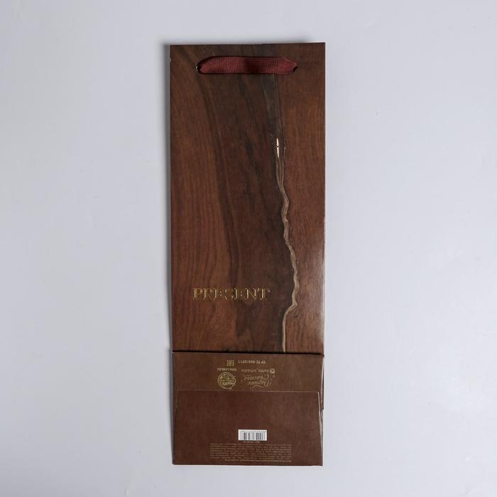 Пакет подарочный ламинированный под бутылку, упаковка, «Wood present», 13 x 36 x 10 см Пакет подарочный ламинированный под бутылку, упаковка, «Wood present», 13 x 36 x 10 см