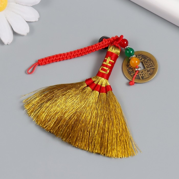 Подвеска текстиль, металл Подвеска текстиль, металл "Золотая метла с монеткой. Иероглиф - Счастье" 14,5 см