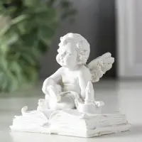 Сувенир полистоун "Ангелок с лупой на книге" белый 7,7х5х7 см Сувенир полистоун "Ангелок с лупой на книге" белый 7,7х5х7 см