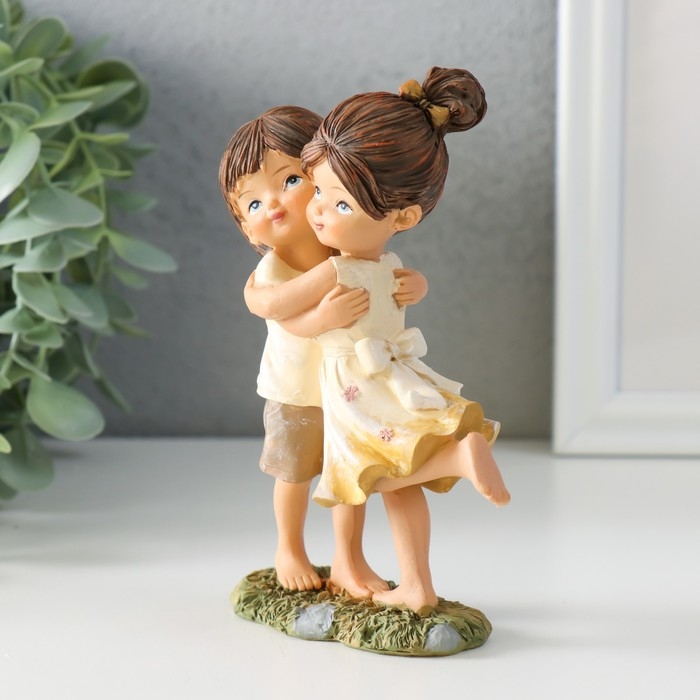 Сувенир полистоун  Сувенир полистоун "Лучшие подружки" 9,5х5х13 см