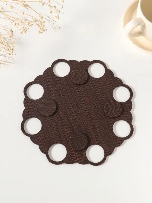 Подставка для 8 яиц на ножках &laquo;Курочка&raquo;, под кулич, d=20 см