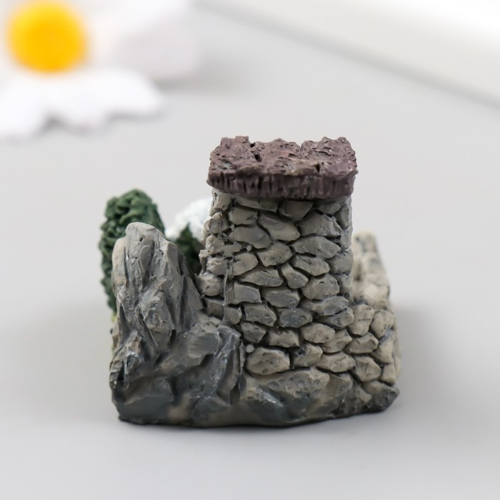 Фигурка для флорариума полистоун  Фигурка для флорариума полистоун "Уточка у фонтана" 4х4х4 см