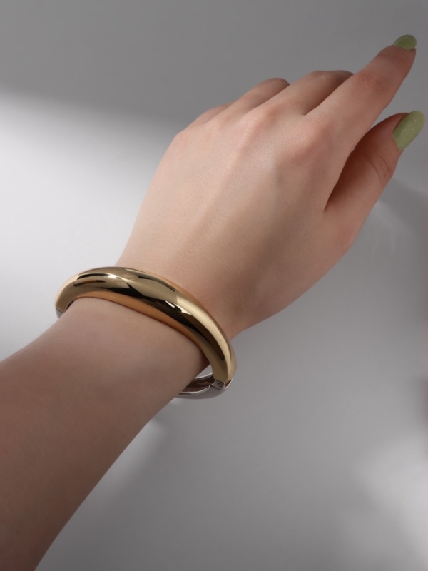 Браслет металл «Тренд» объёмный, цвет серебрено-золотой Браслет металл «Тренд» объёмный, цвет серебрено-золотой