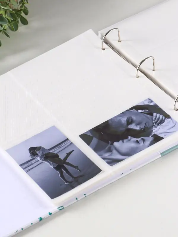 Фотоальбом "Обнимашки" 400ф 10X15см, ПП карм., пер-т 3-кольца. зеленый