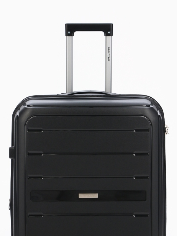 Чемодан 28 Чемодан 28", PP, 49*30*76, отд на молнии, код замок, 4 колеса, черный