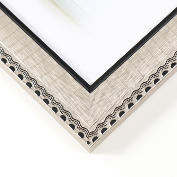 Фоторамка пластик 20х25 см Фоторамка пластик 20х25 см "Танзания" серебро 28,9х23,9х1 см