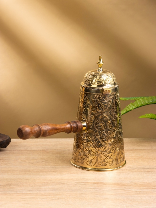 Турка "Серебряные узоры" латунь, с крышкой и деревянной ручкой, 650 мл