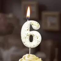 Свеча в торт "Белые брызги", цифра "6"