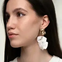 Серьги ассорти &laquo;Ветер&raquo;, мятые треугольники, цвет бело-золотой