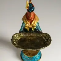 Фигура "Лошадь с подносом" 33х20х14 см Фигура "Лошадь с подносом" 33х20х14 см