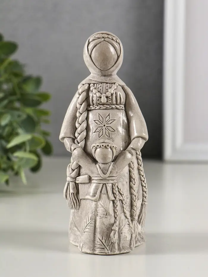 Фигура гипс "Берегиня Ведучка" 13х6 см, под камень Фигура гипс "Берегиня Ведучка" 13х6 см, под камень