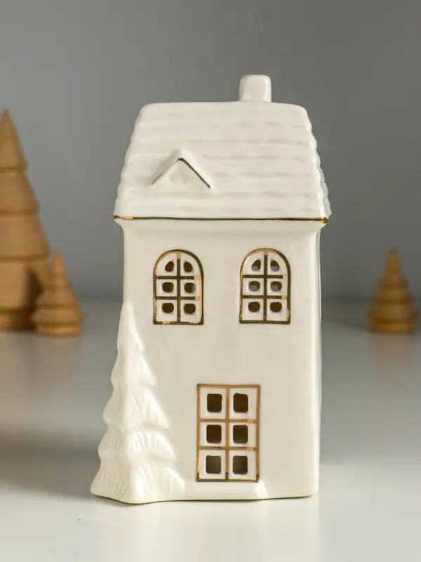 Сувенир керамика свет "Домик с ёлочкой" белый с золотом 7,5х6,5х14 см