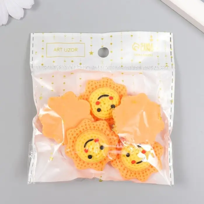 Декор для творчества пластик "Вязаное солнышко" 3,7х3,5 см