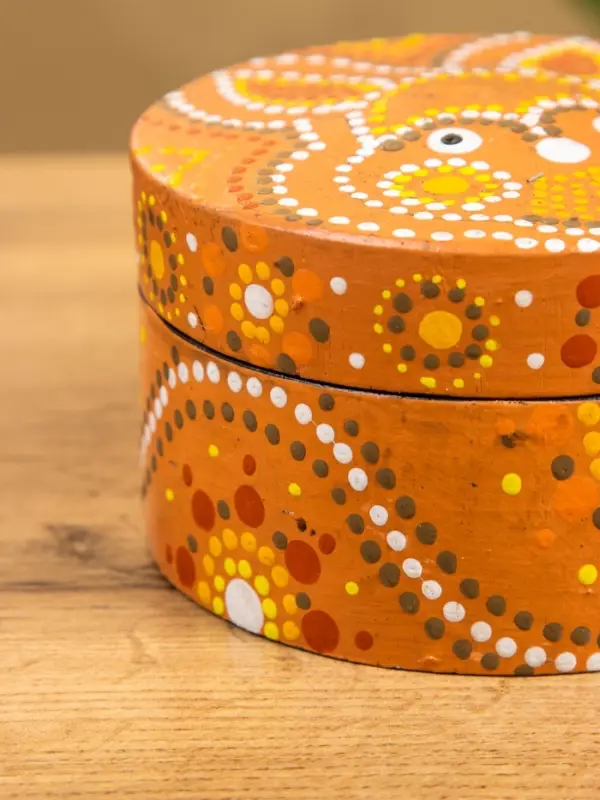 Шкатулка "Кролик" дерево 12х12х7 см