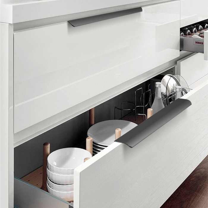 Ручка торцевая CAPPIO RT002BL, L=150 мм, м/о 128 мм, цвет черный, 4 шт. Ручка торцевая CAPPIO RT002BL, L=150 мм, м/о 128 мм, цвет черный, 4 шт.