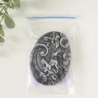 Магнит "Погонщик оленей на фоне северного сияния (барельеф)" 6 см Магнит "Погонщик оленей на фоне северного сияния (барельеф)" 6 см