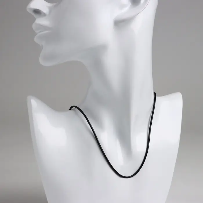 Шнурок каучуковый, неполый, 50 см, d=2 мм, цвет чёрный в серебре Шнурок каучуковый, неполый, 50 см, d=2 мм, цвет чёрный в серебре