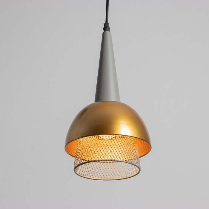 Светильник Светильник "Лакки" 1х40Вт Е27серо /золотой 18х18х35(135)см