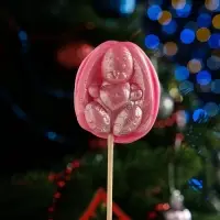 Карамель леденцовая новогодняя "Новогодние персонажи", со вкусом клубники, малины, дыни, 30 г Карамель леденцовая новогодняя "Новогодние персонажи", со вкусом клубники, малины, дыни, 30 г