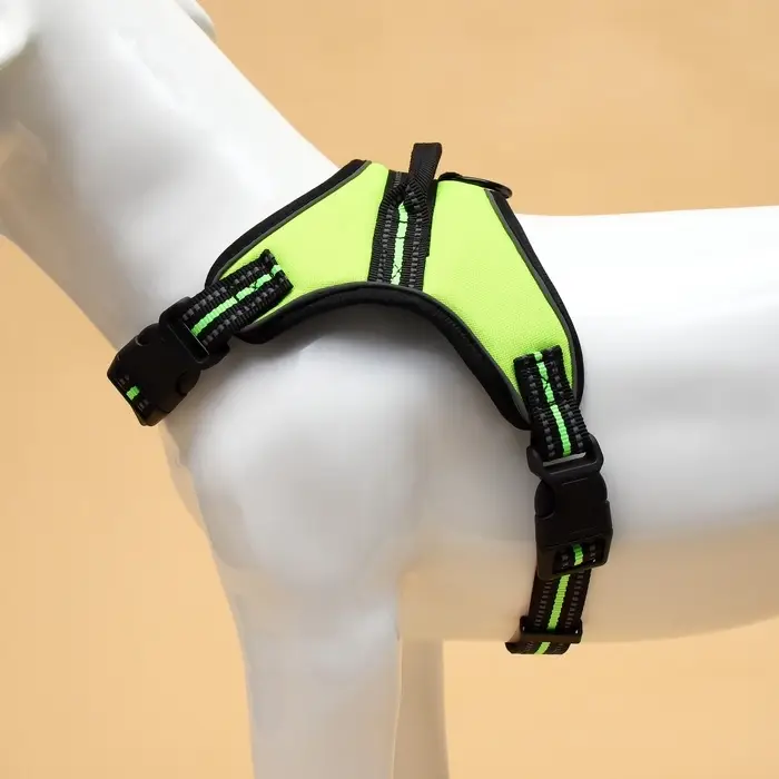 Шлейка улучшенная К7, размер L, ОГ 64-86 см, вес 18- 27.5 кг, мягкая, светоотражающая, зеленая