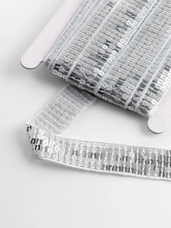Лента декоративная с квадратными пайетками, 2.5 см, 9&plusmn;0.5 м, цвет серебряный
