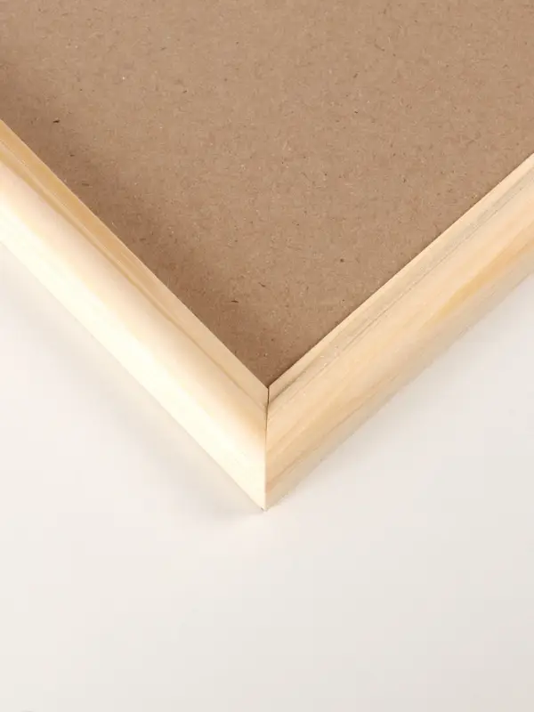 Фоторамка дерево 50х70 см, белое дерево №1 (пластиковый экран) Фоторамка дерево 50х70 см, белое дерево №1 (пластиковый экран)